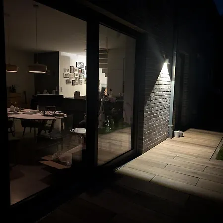 Holiday home Architektenhaus Mit Spielplatz, Sauna & Pool Am Wald Nahe Hamburg