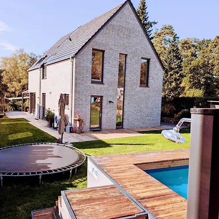Architektenhaus Mit Spielplatz, Sauna & Pool Am Wald Nahe Hamburg Prázdninový dům *